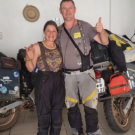 Hostal Backpackers Travelero Ξενοδοχείο Santa Cruz de La Sierra Εξωτερικό φωτογραφία