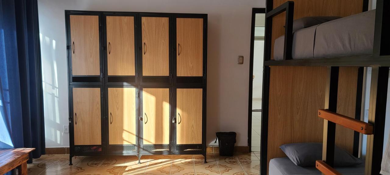 Hostal Backpackers Travelero Ξενοδοχείο Santa Cruz de La Sierra Εξωτερικό φωτογραφία