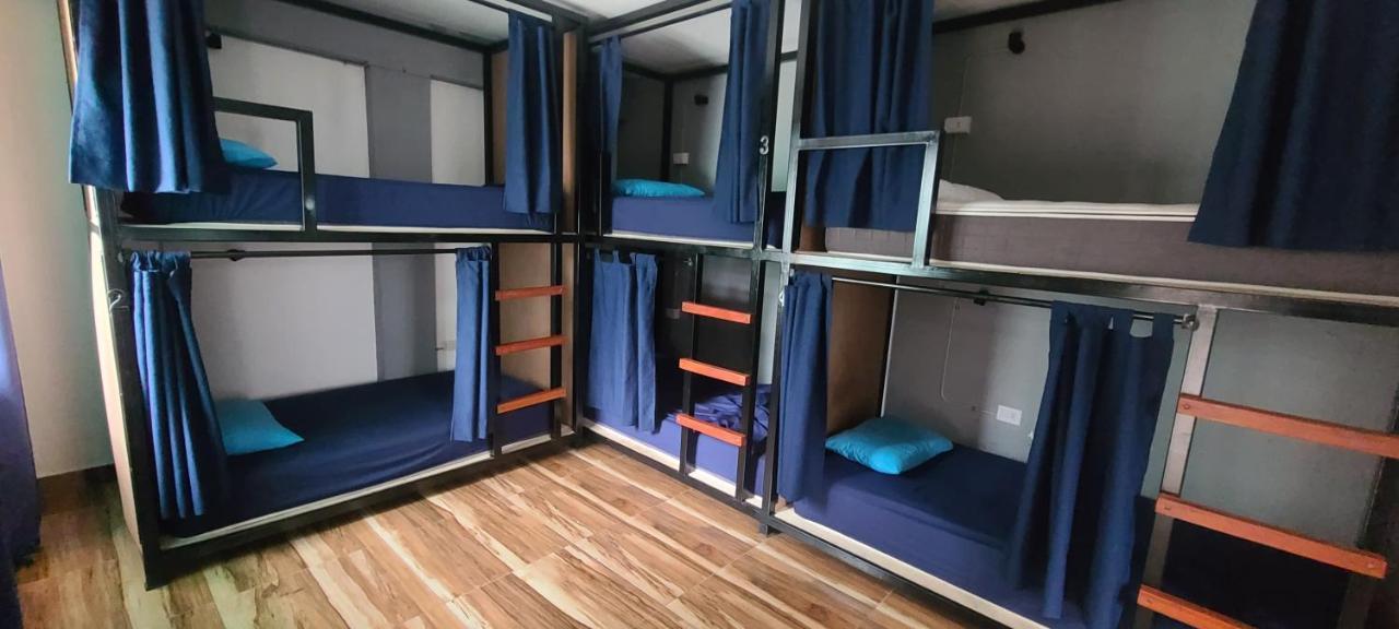 Hostal Backpackers Travelero Ξενοδοχείο Santa Cruz de La Sierra Εξωτερικό φωτογραφία