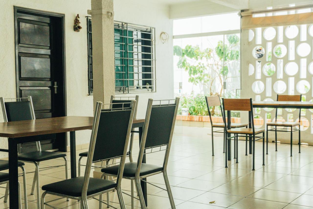 Hostal Backpackers Travelero Ξενοδοχείο Santa Cruz de La Sierra Εξωτερικό φωτογραφία