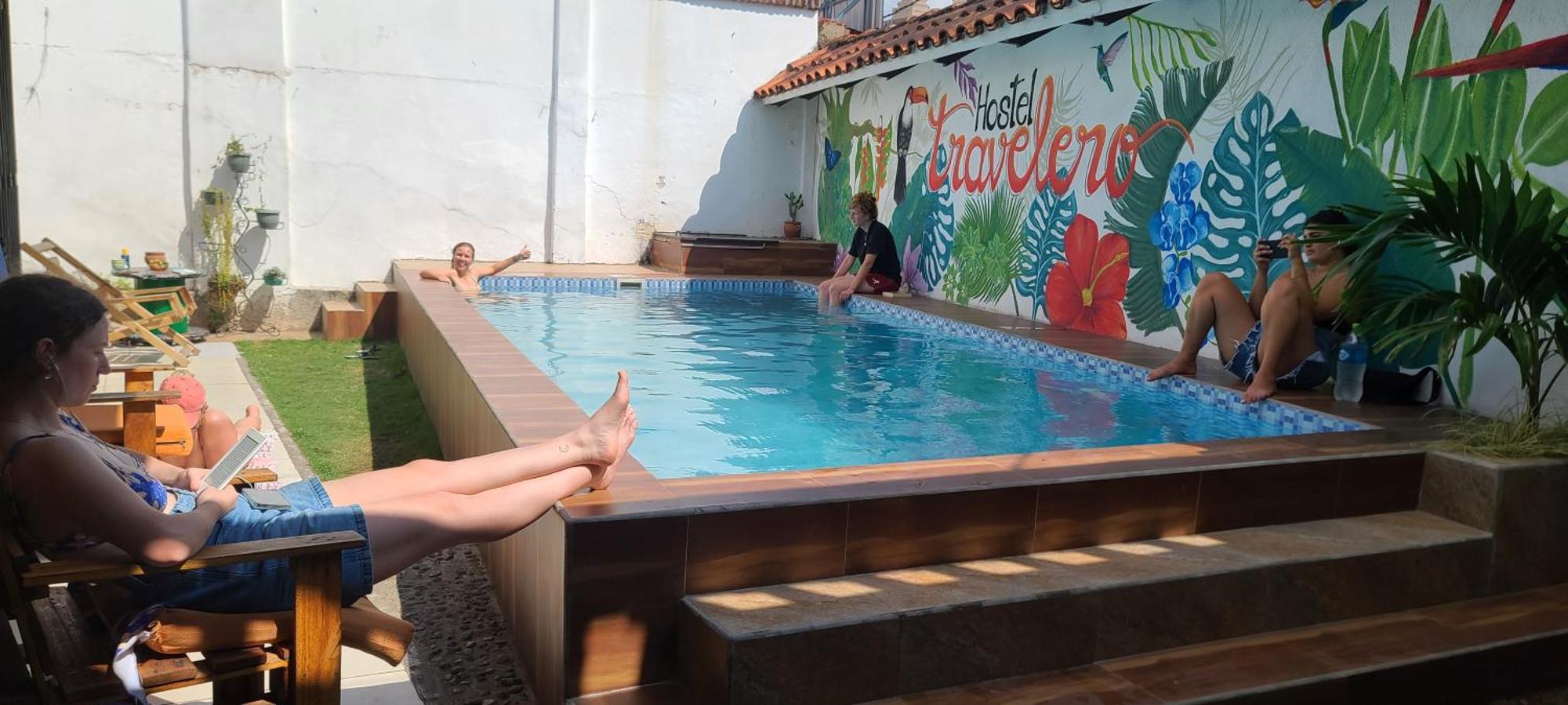 Hostal Backpackers Travelero Ξενοδοχείο Santa Cruz de La Sierra Εξωτερικό φωτογραφία